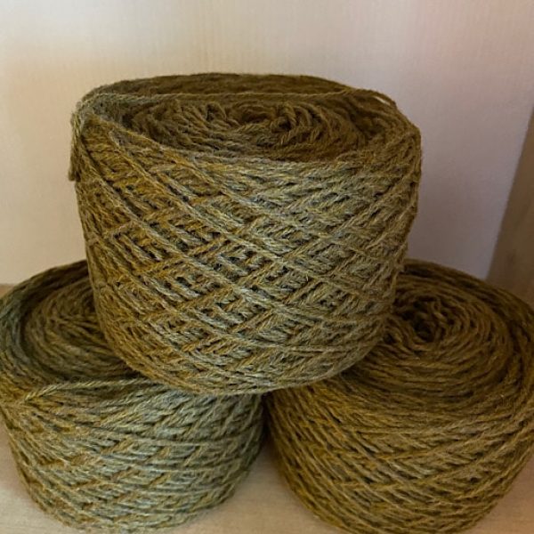 Asparagus DK weight yarn 100 gram ball